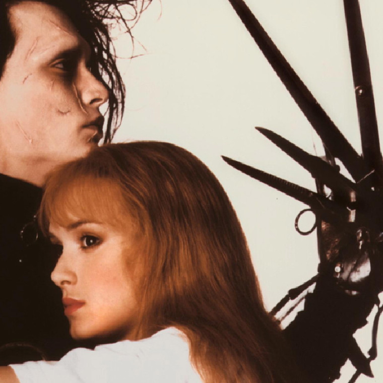 Edward Scissorhands and Winona Ryder